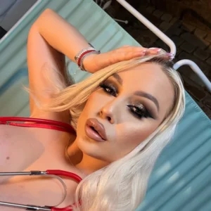 domina_mistress_angelika_leskle_saty_klinik